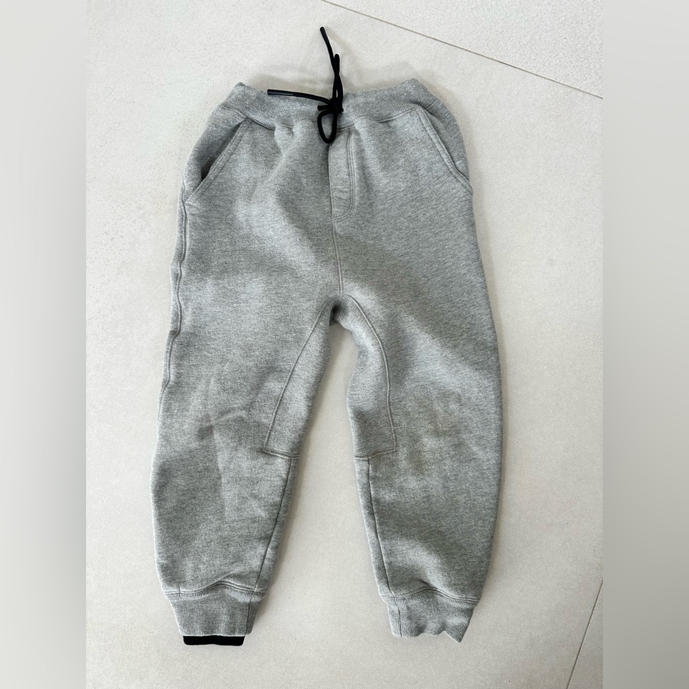 BURBERRY GRAY JOGGER SWEATPANTS SIZE 8Y - Picture 2 of 5